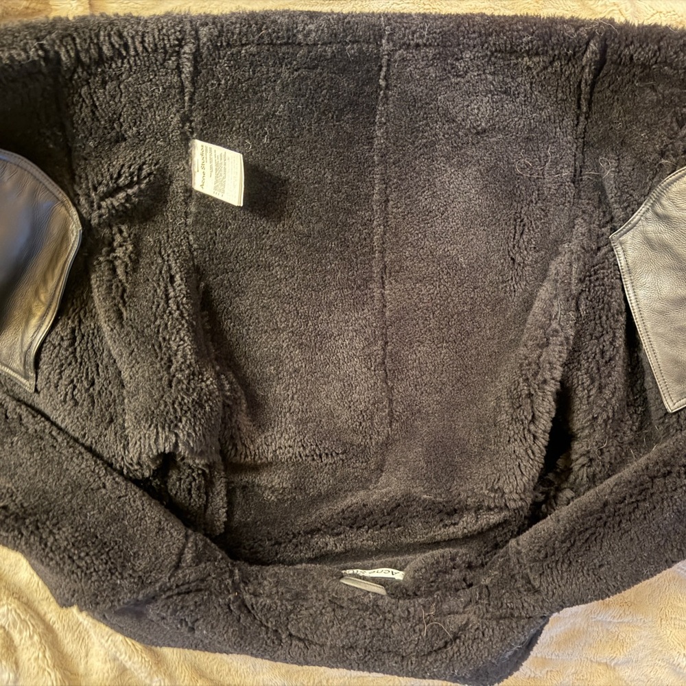 Acne Velocite Black Shearling Jacket Size 34. - Picture 4 of 15